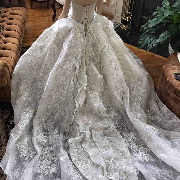 COPY - European princess Ballgown size 8-12 White - Picture 4 of 14